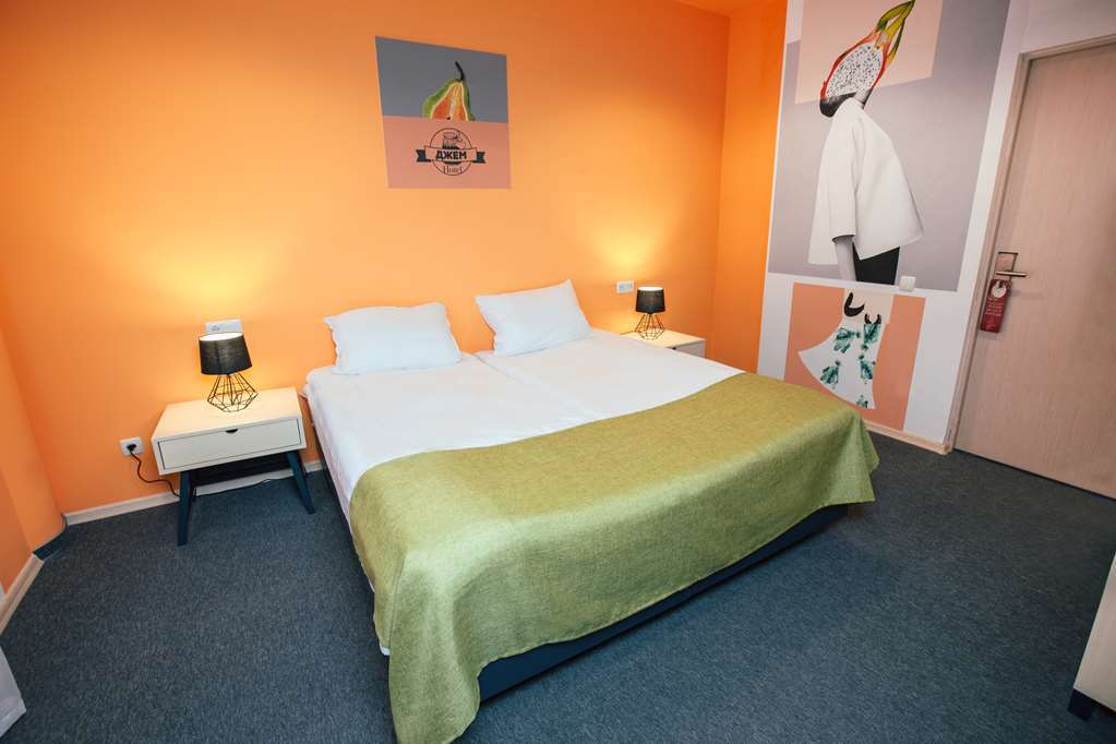 Jam Hotel Hnatyuka Lviv Quarto foto